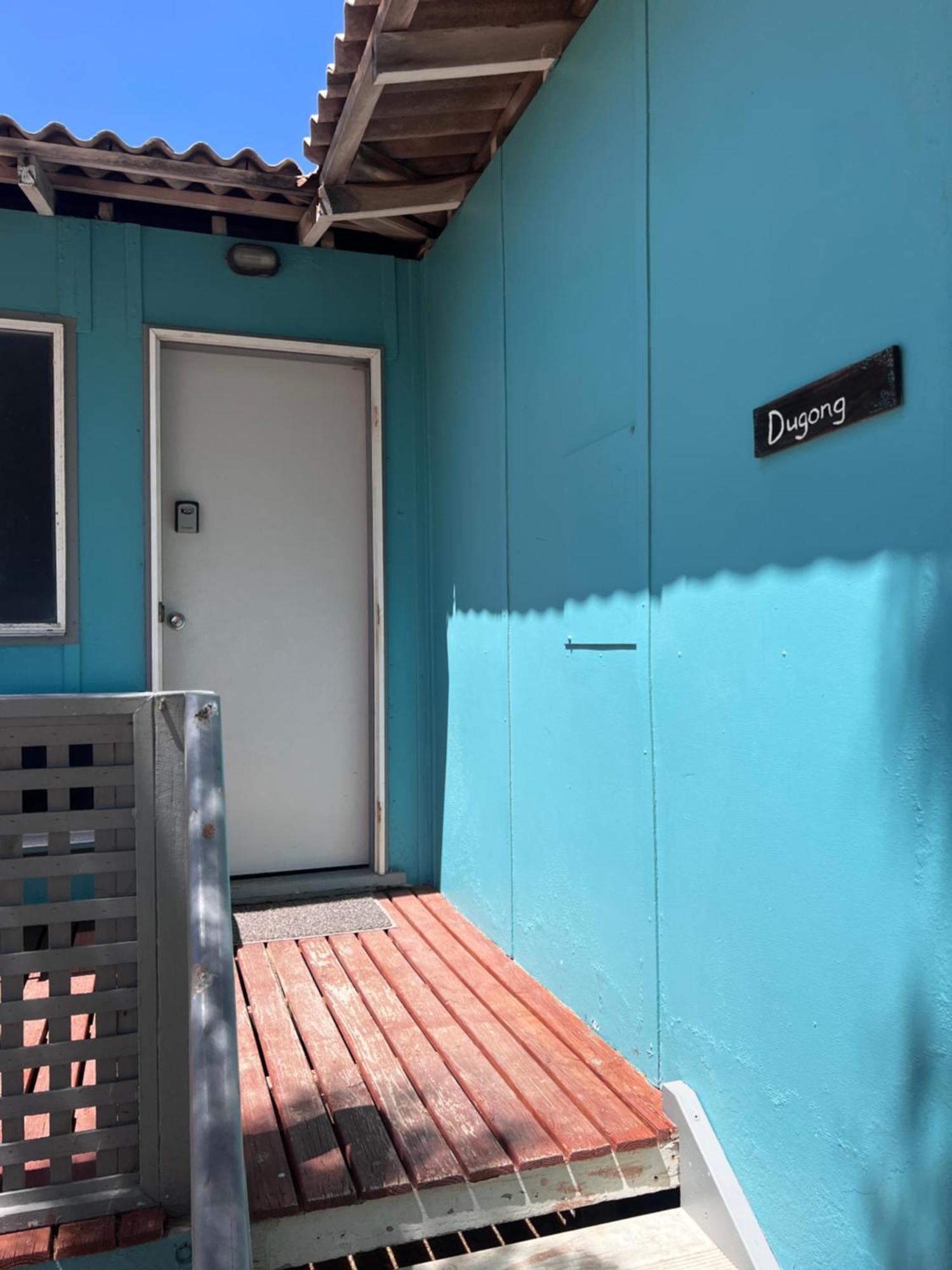 Shark Bay Apartment *