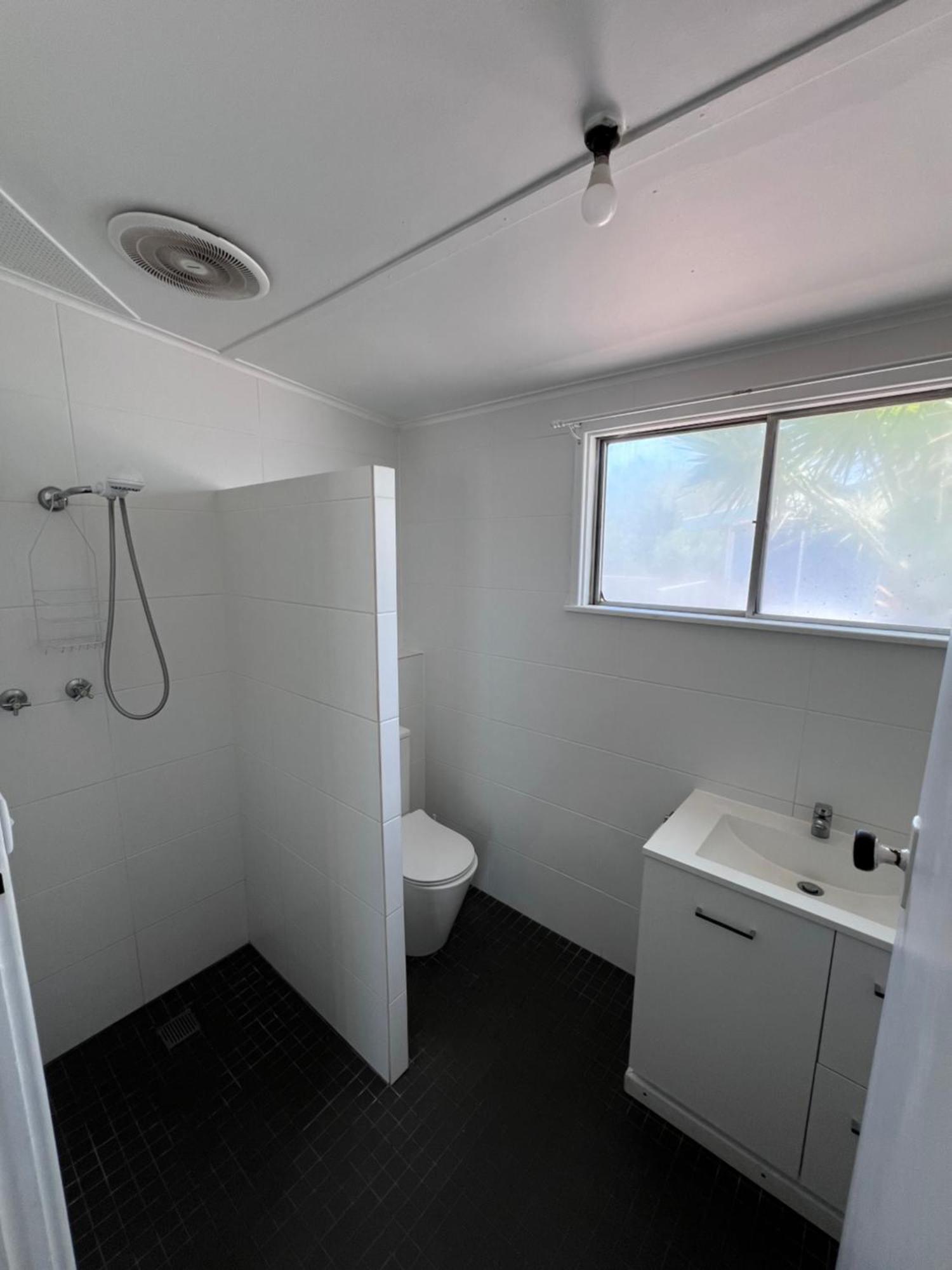 Shark Bay Apartment *